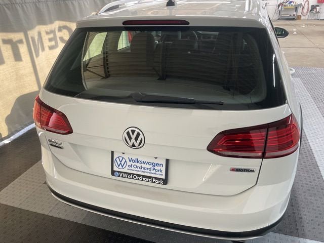 Used 2019 Volkswagen Golf Alltrack SE AWD/4WD image 8
