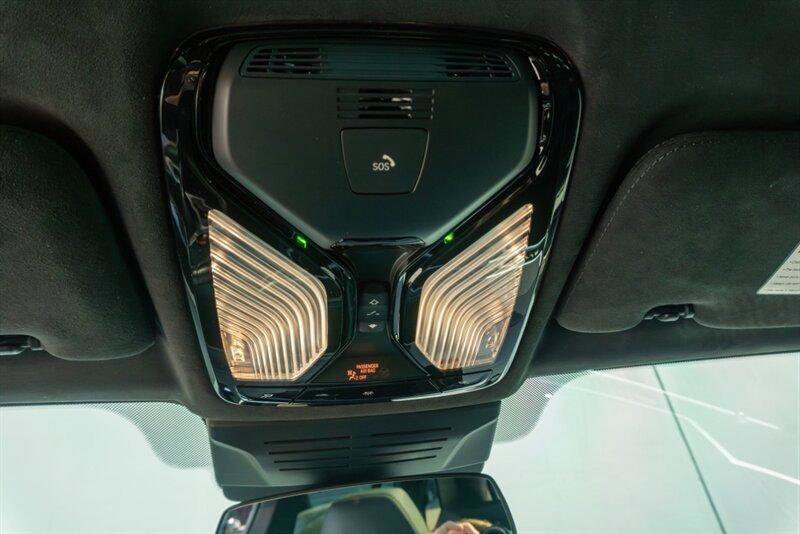 Used 2025 BMW X5 M Competition w/ Executive Package image 75