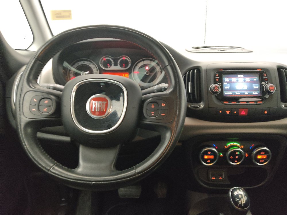 Used 2017 FIAT 500L Pop w/ Popular Equipment Package image 22