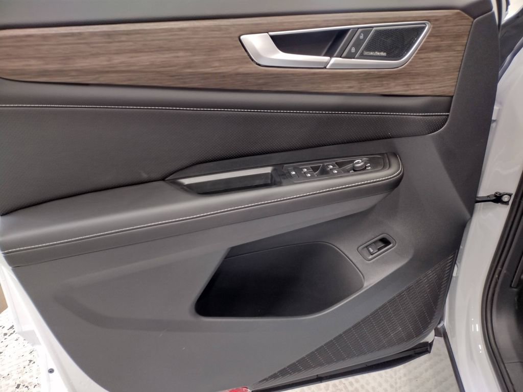 New 2026 Volkswagen Atlas SEL Premium R-Line image 23