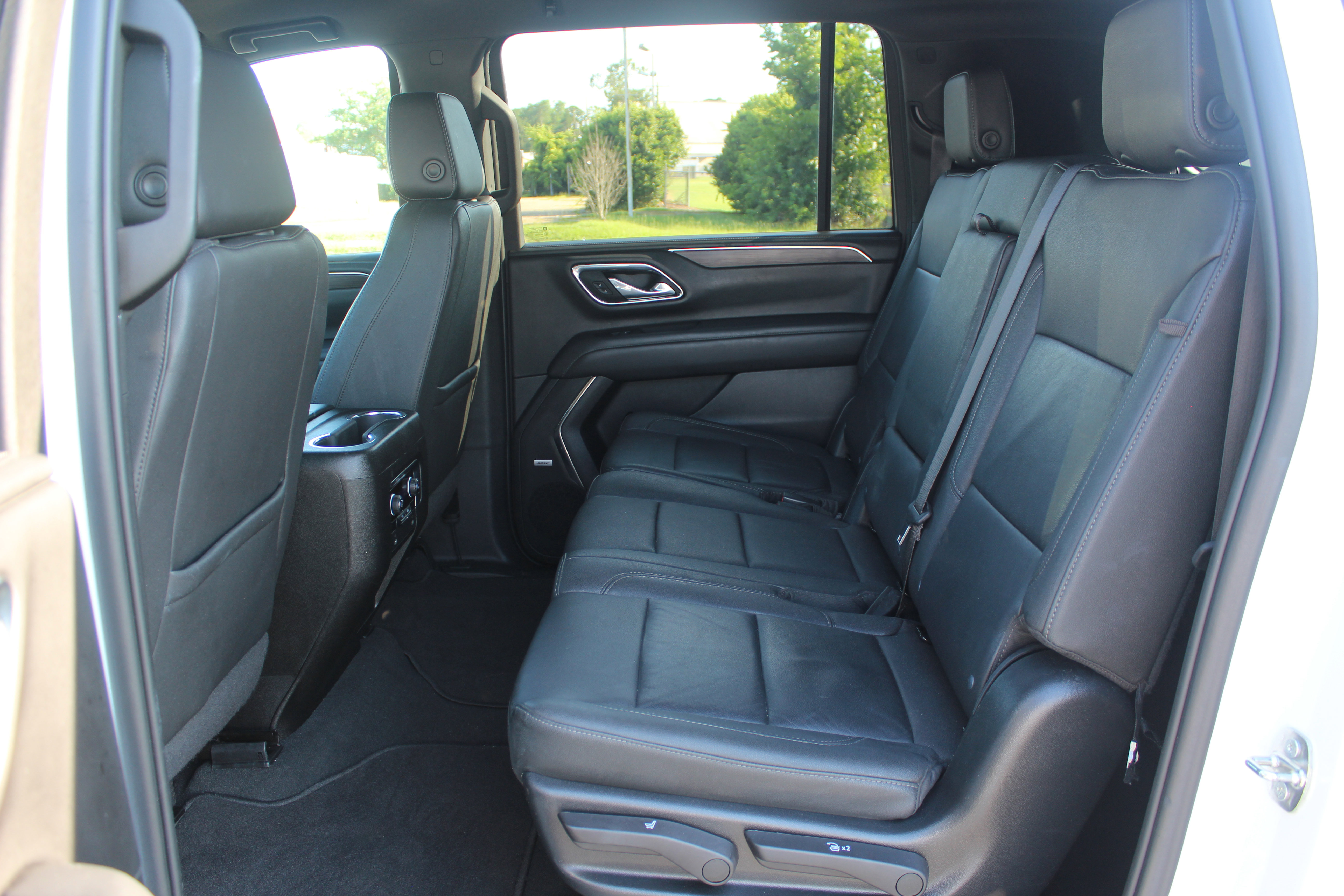 Used 2023 Chevrolet Suburban LT AWD/4WD image 13