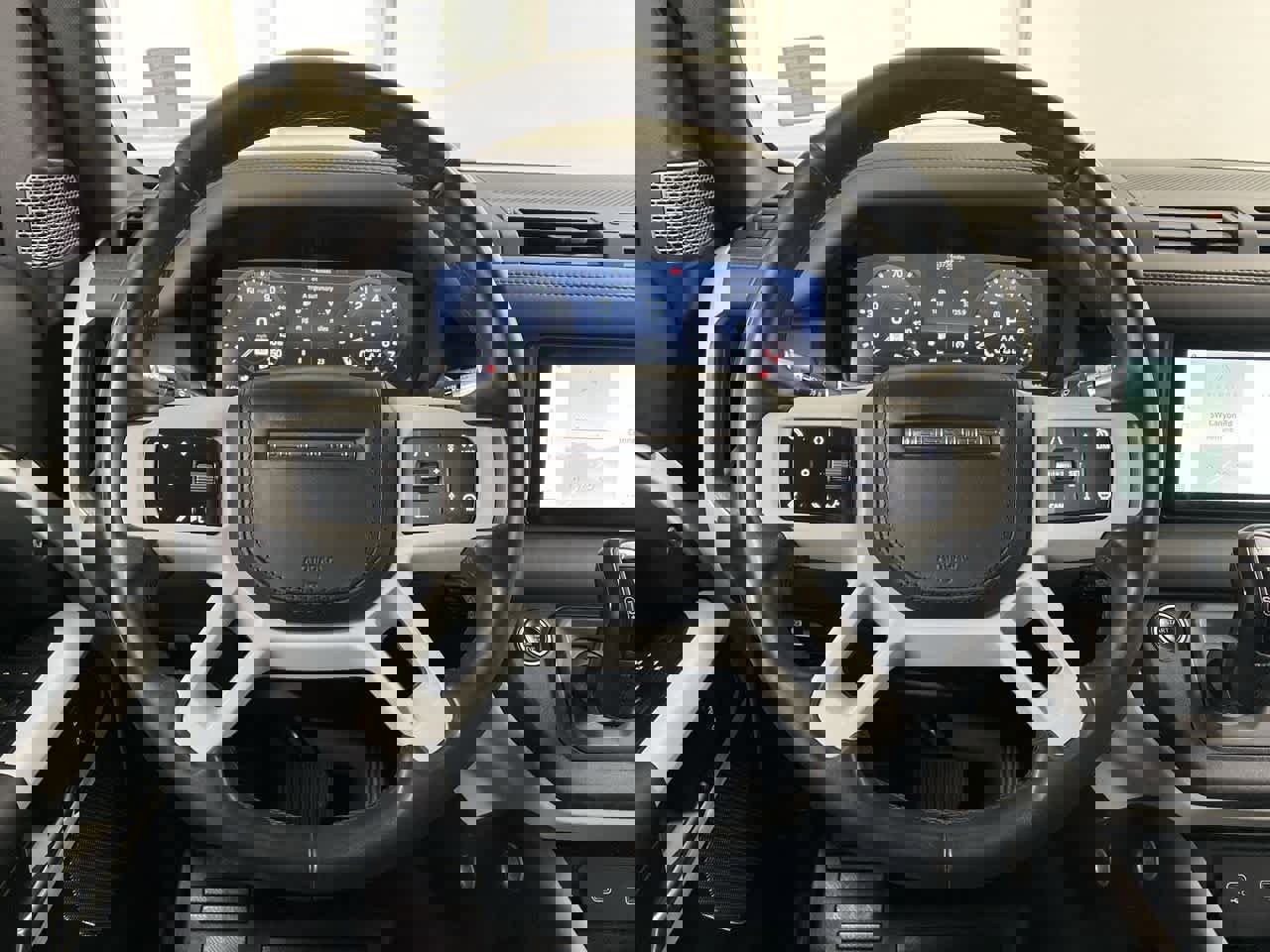 Used 2020 Land Rover Defender 110 HSE image 20