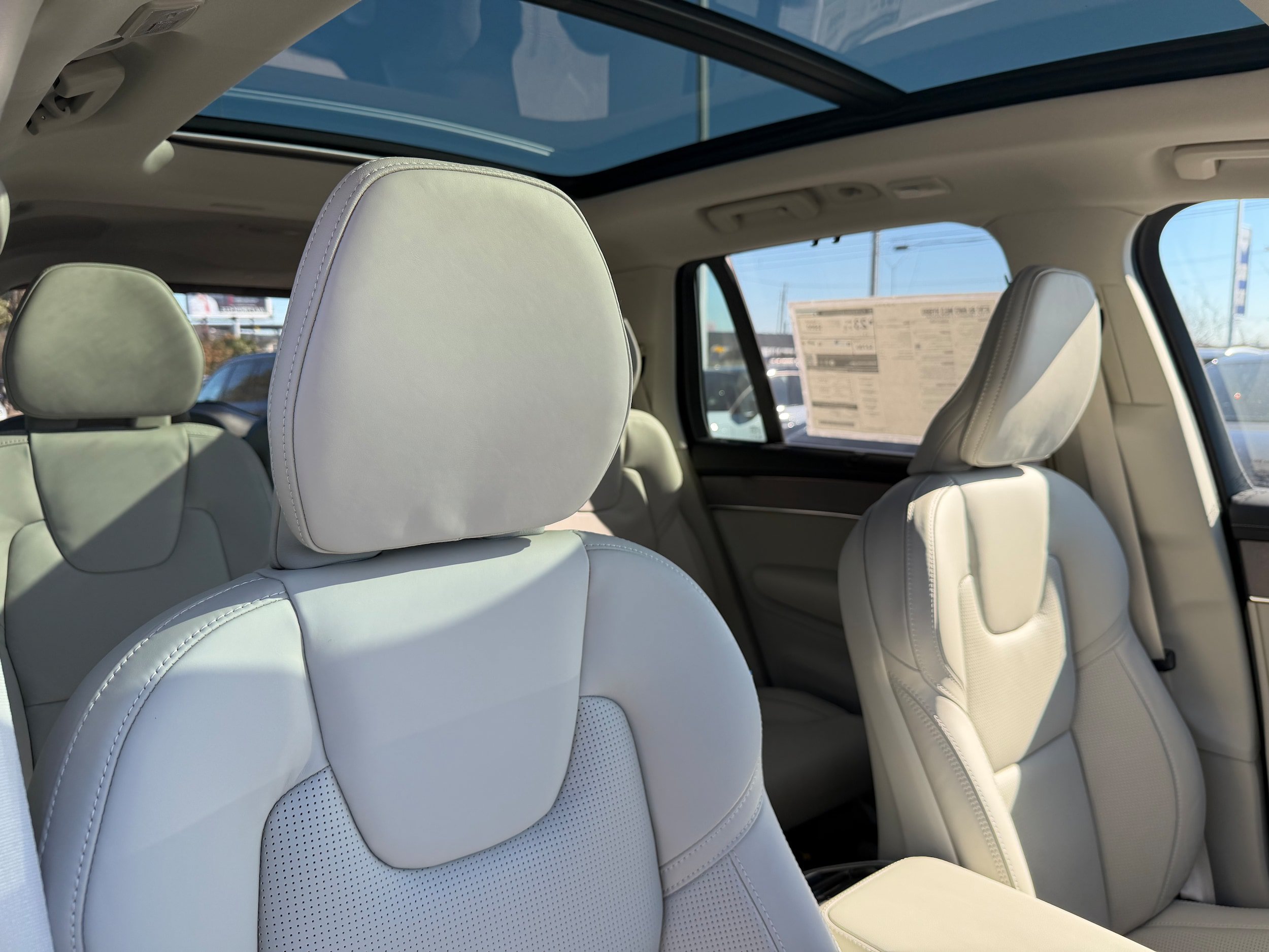 New 2026 Volvo XC90 B6 Ultra w/ Protection Package AWD/4WD image 9