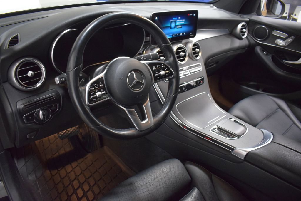 Used 2022 Mercedes-Benz GLC 300 4MATIC image 8