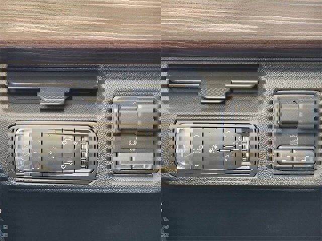 New 2025 GMC Sierra EV Denali image 18