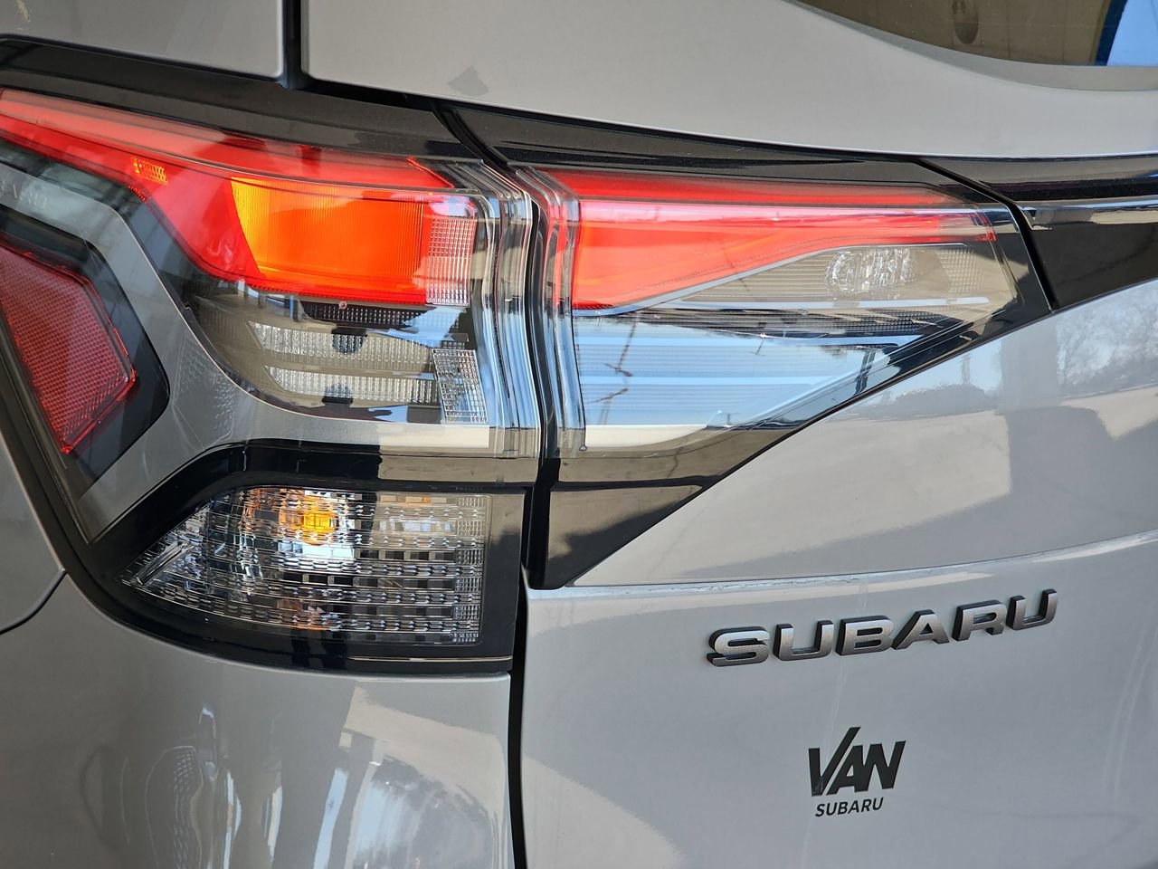 Used 2025 Subaru Forester Premium image 39