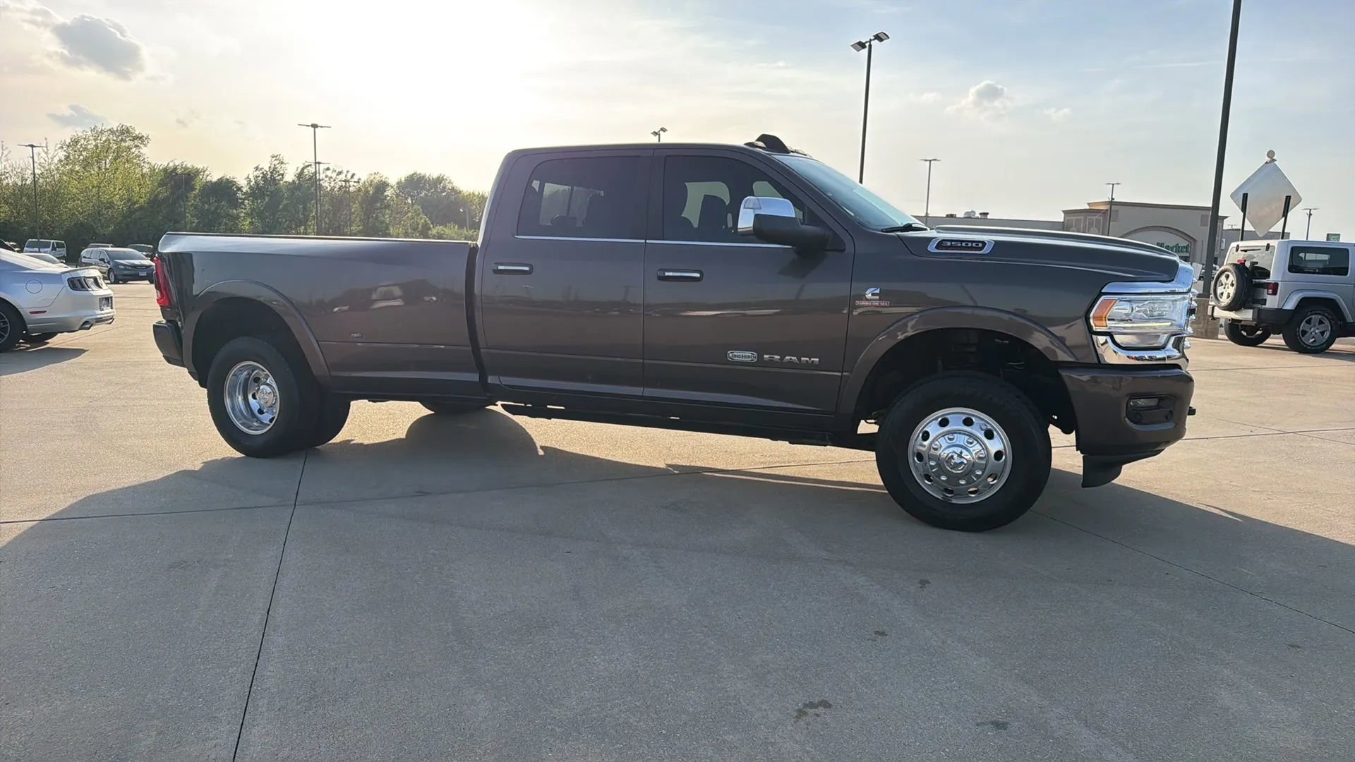 Used 2019 RAM 3500 Limited w/ Max Tow Package AWD/4WD image 30