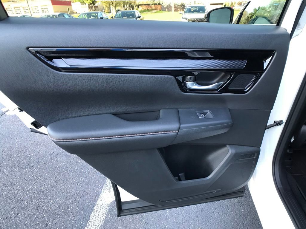 Certified 2024 Honda CR-V Sport Touring image 28