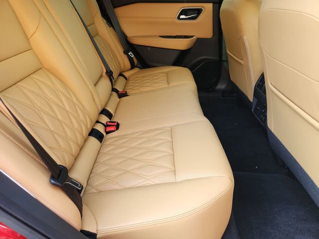 Used 2023 Nissan Rogue Platinum w/ Platinum Premium Package image 27