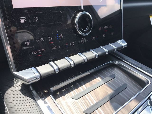 New 2025 GMC Sierra EV Denali AWD/4WD image 18