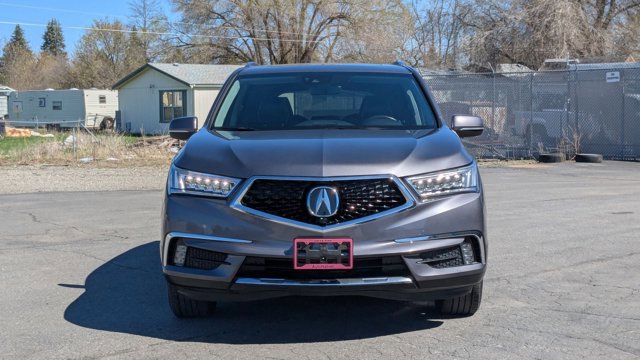 Used 2018 Acura MDX w/ Advance & Entertainment video 2
