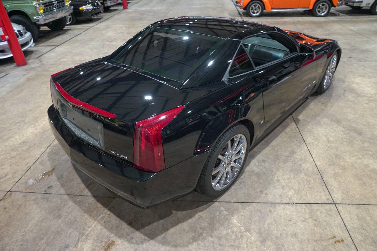 Used 2008 Cadillac XLR V RWD image 31