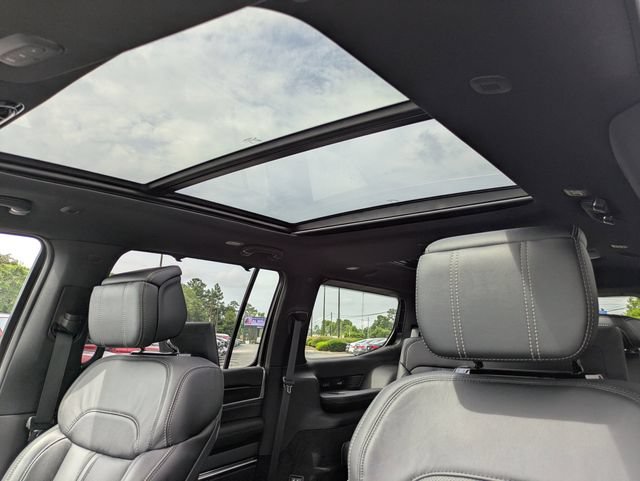 New 2026 Jeep Grand Wagoneer Summit w/ Rear Seat Video Group I AWD/4WD image 25