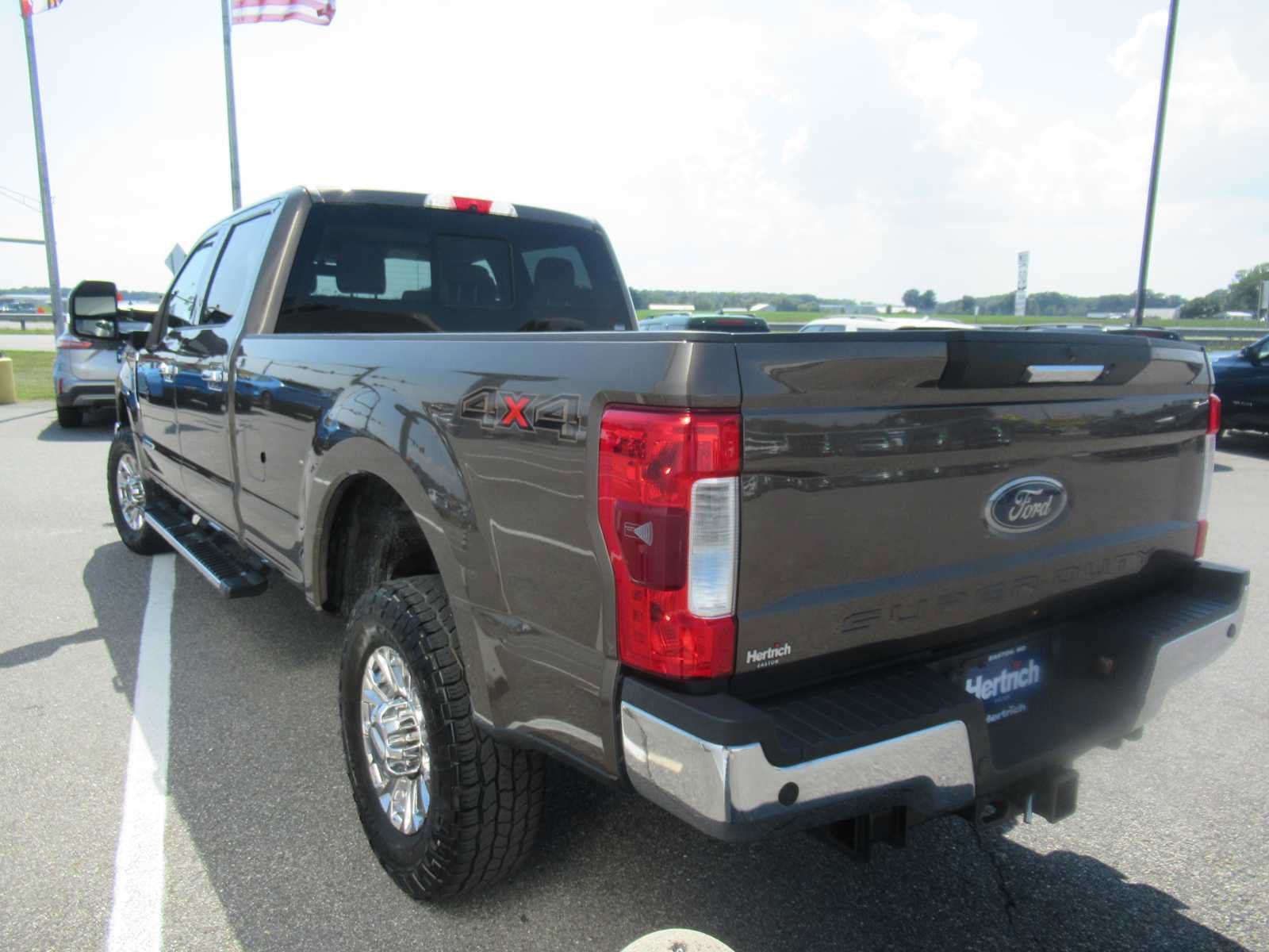 Used 2017 Ford F350 Lariat w/ Chrome Package AWD/4WD image 7