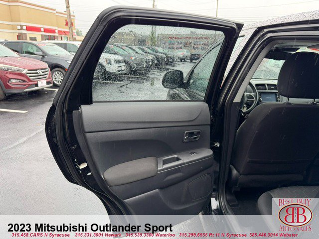 Used 2023 Mitsubishi Outlander Sport SE AWD/4WD image 11