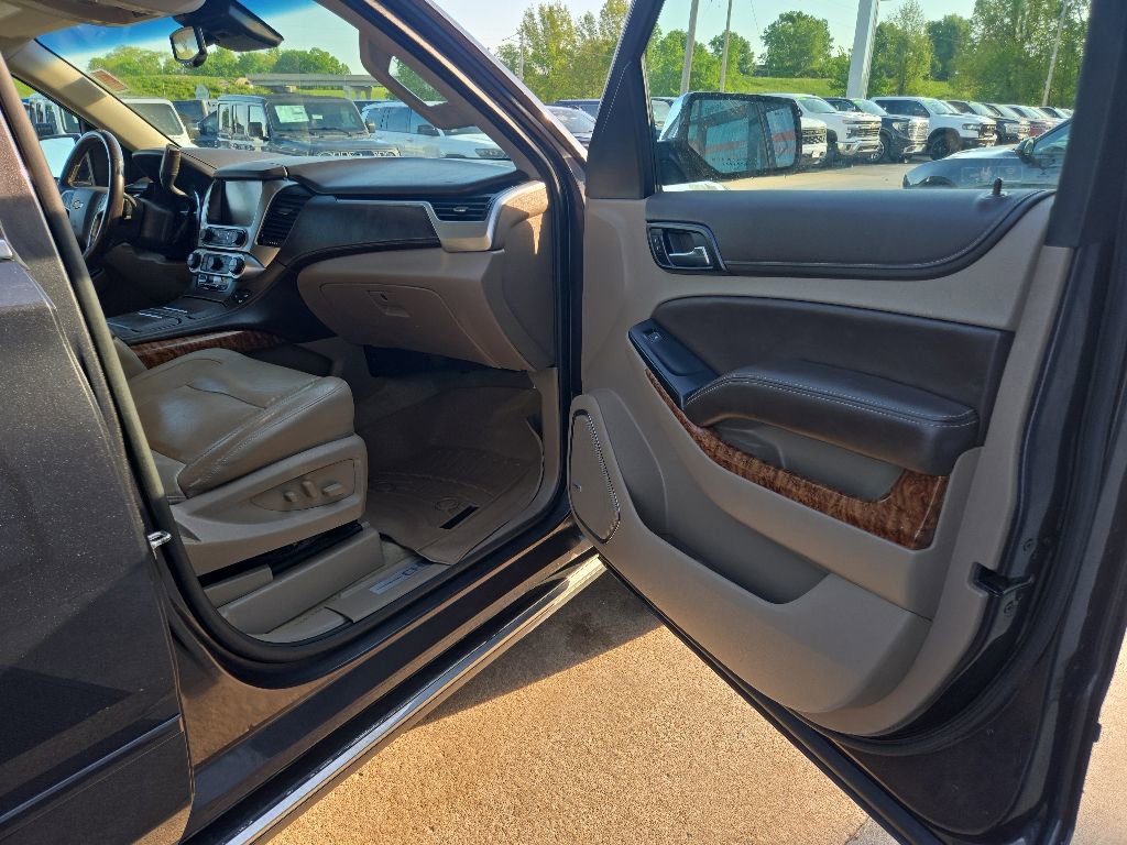 Used 2018 Chevrolet Tahoe Premier AWD/4WD image 75