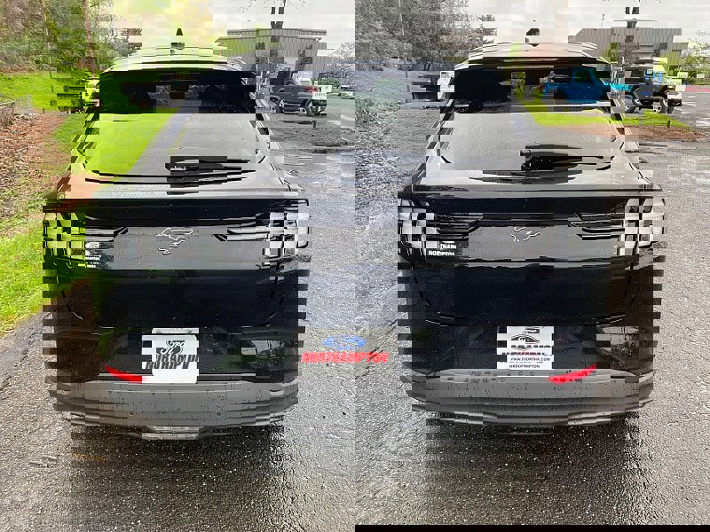 New 2024 Ford Mustang Mach-E Select image 8