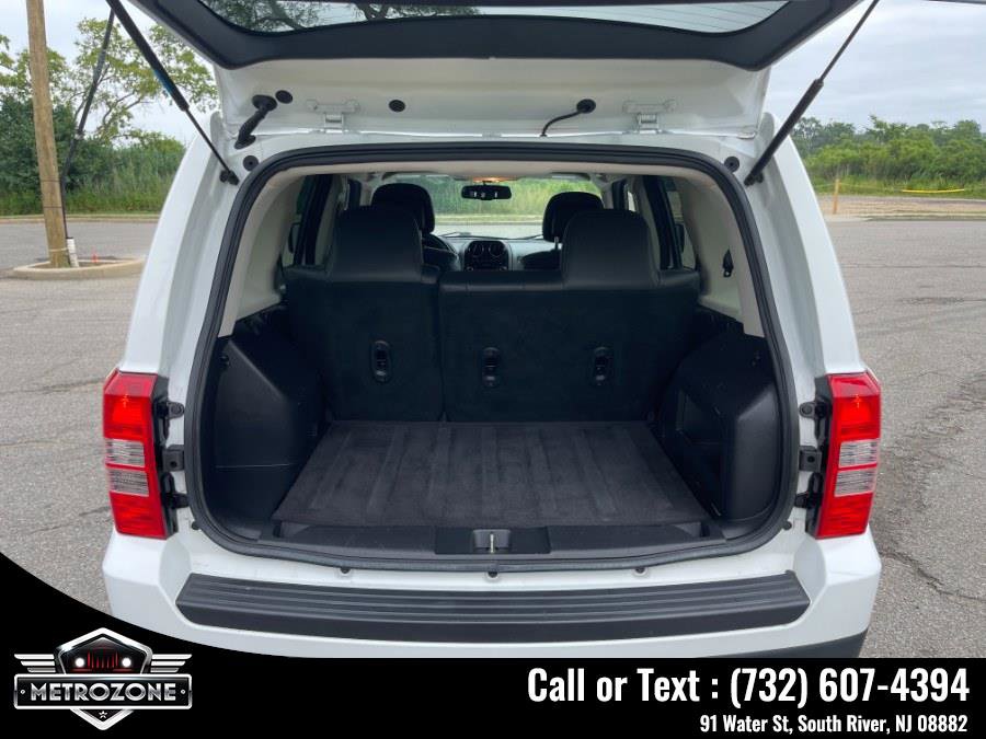 Used 2015 Jeep Patriot High Altitude image 12