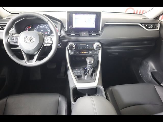 Used 2023 Toyota RAV4 XLE Premium AWD/4WD image 17