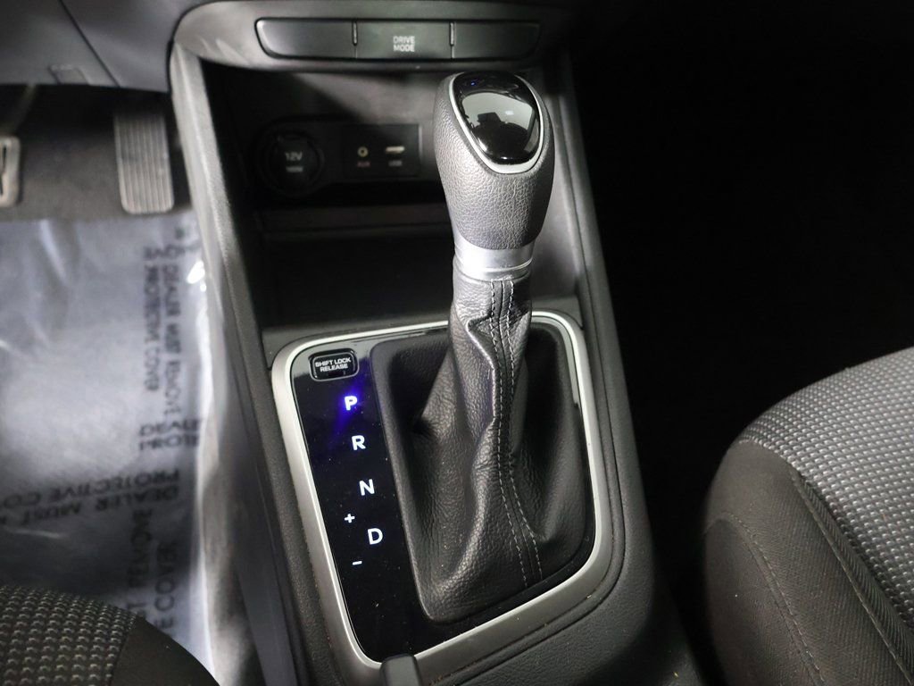 Used 2022 Hyundai Accent SEL image 41