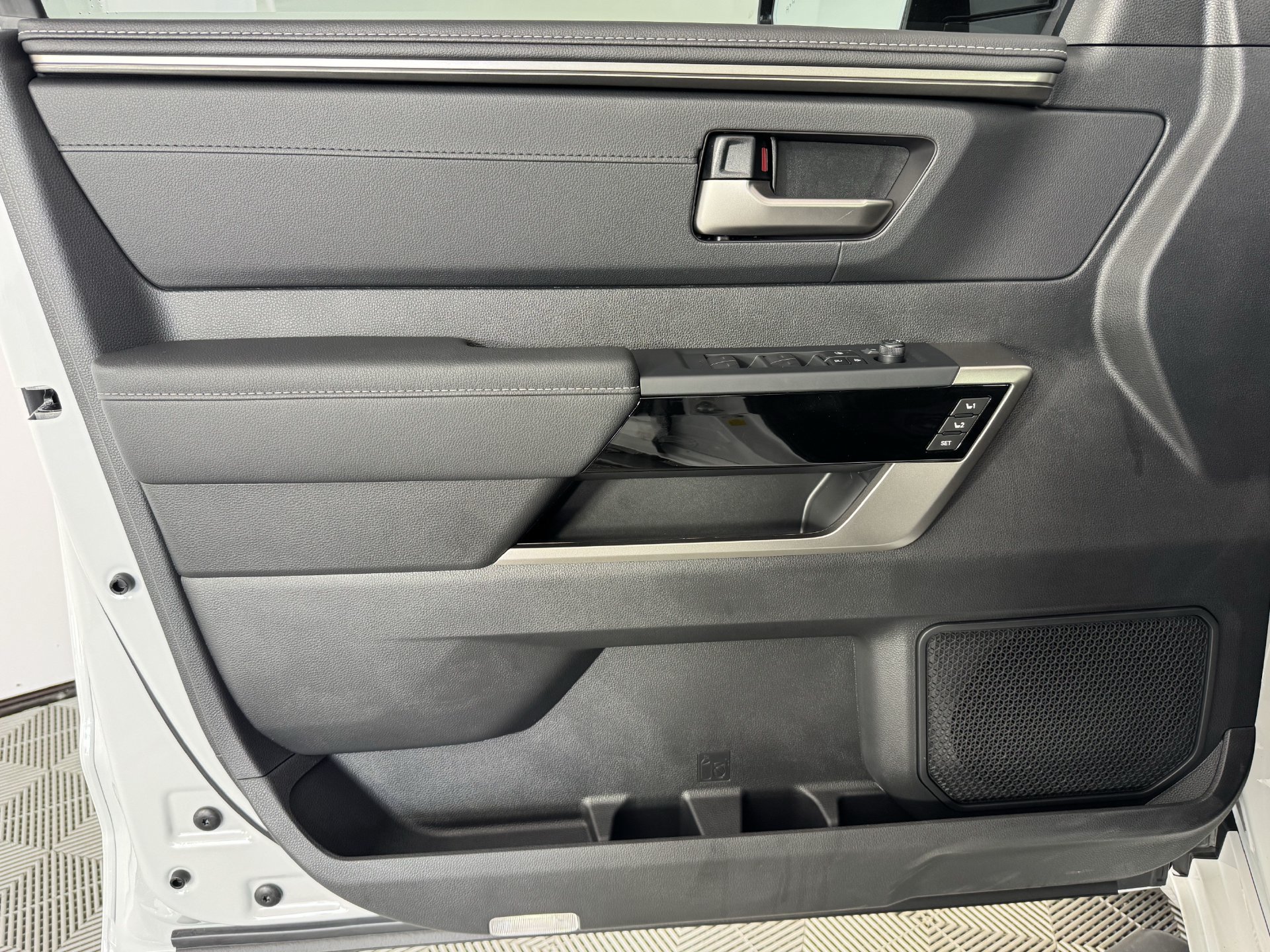 Used 2026 Toyota Tundra Limited RWD image 13