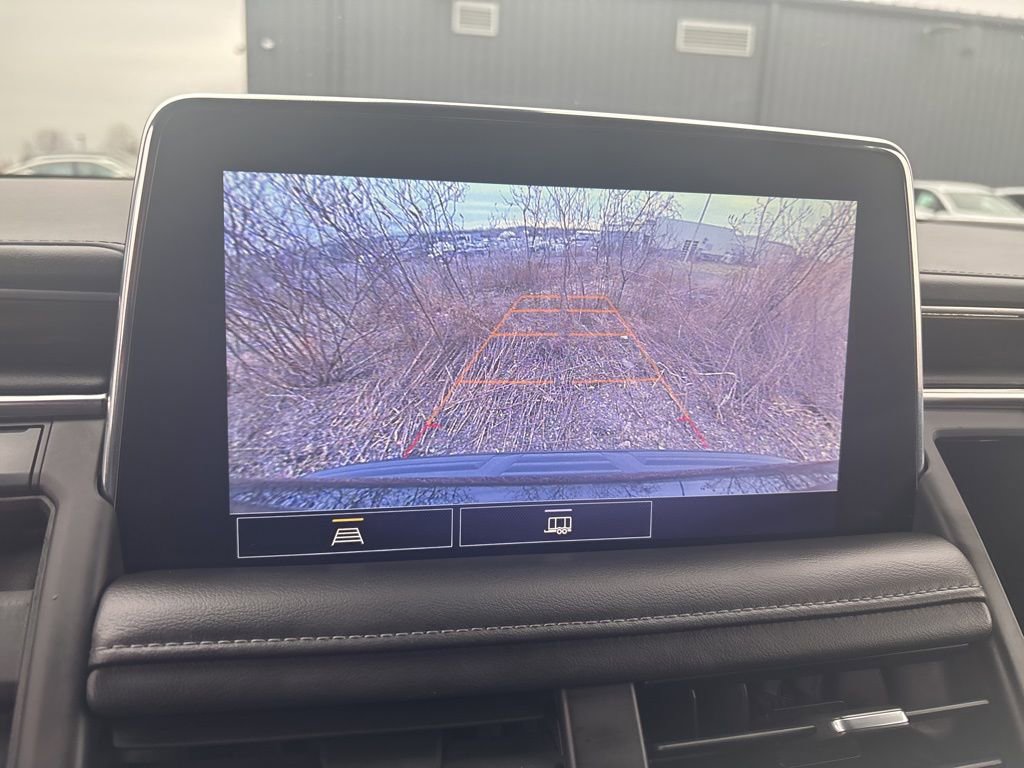 Used 2021 GMC Yukon XL SLE image 14