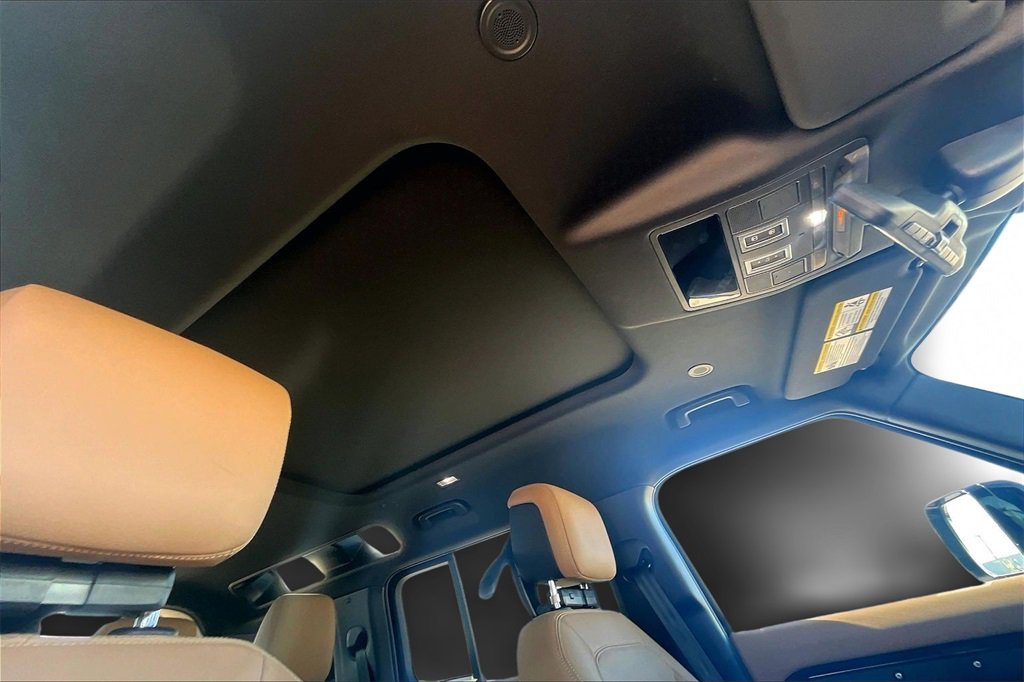 Certified 2025 Land Rover Defender 110 S image 17