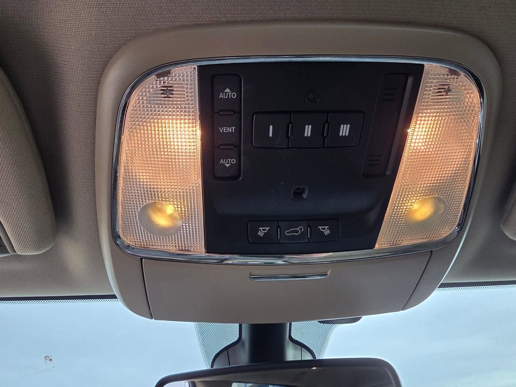 Used 2017 Jeep Grand Cherokee Limited w/ Trailer Tow Group IV image 24