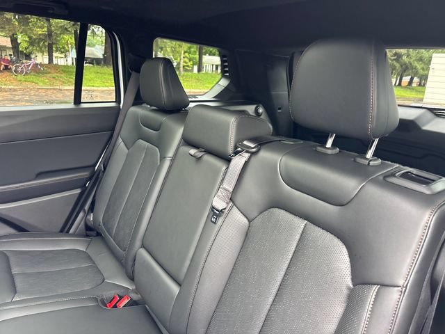 New 2026 Jeep Cherokee Overland w/ Advanced Pro Tech Group AWD/4WD image 8
