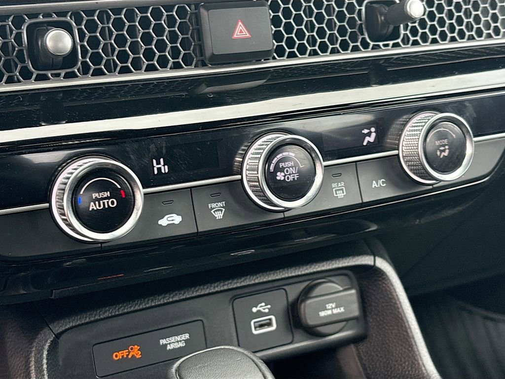 Used 2023 Honda Civic Sport image 15