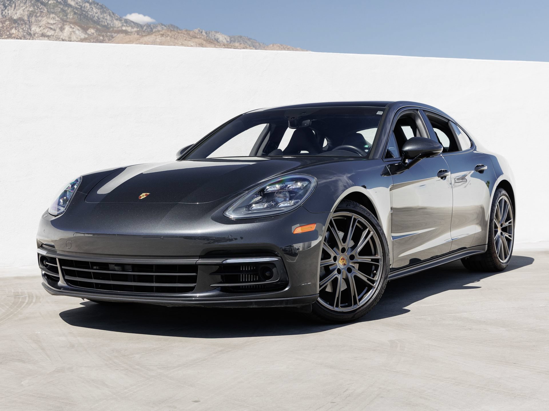 Certified 2018 Porsche Panamera 4S AWD/4WD image 1