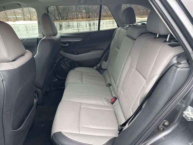 Used 2022 Subaru Outback Limited image 21