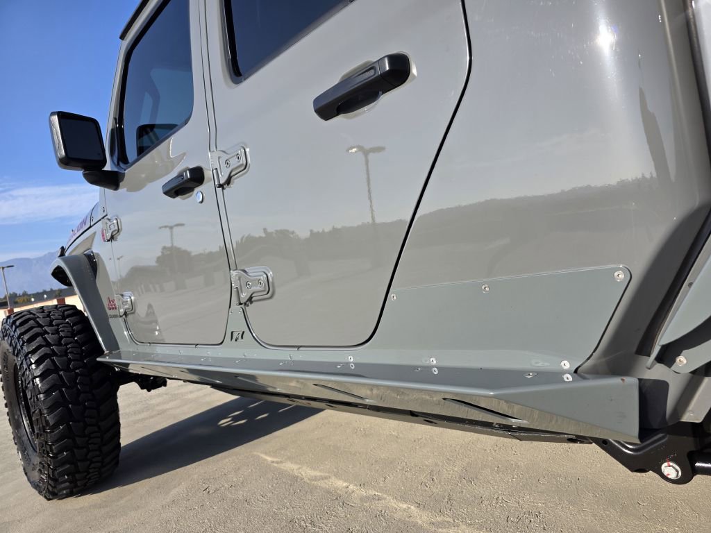 Used 2022 Jeep Gladiator Rubicon AWD/4WD image 12