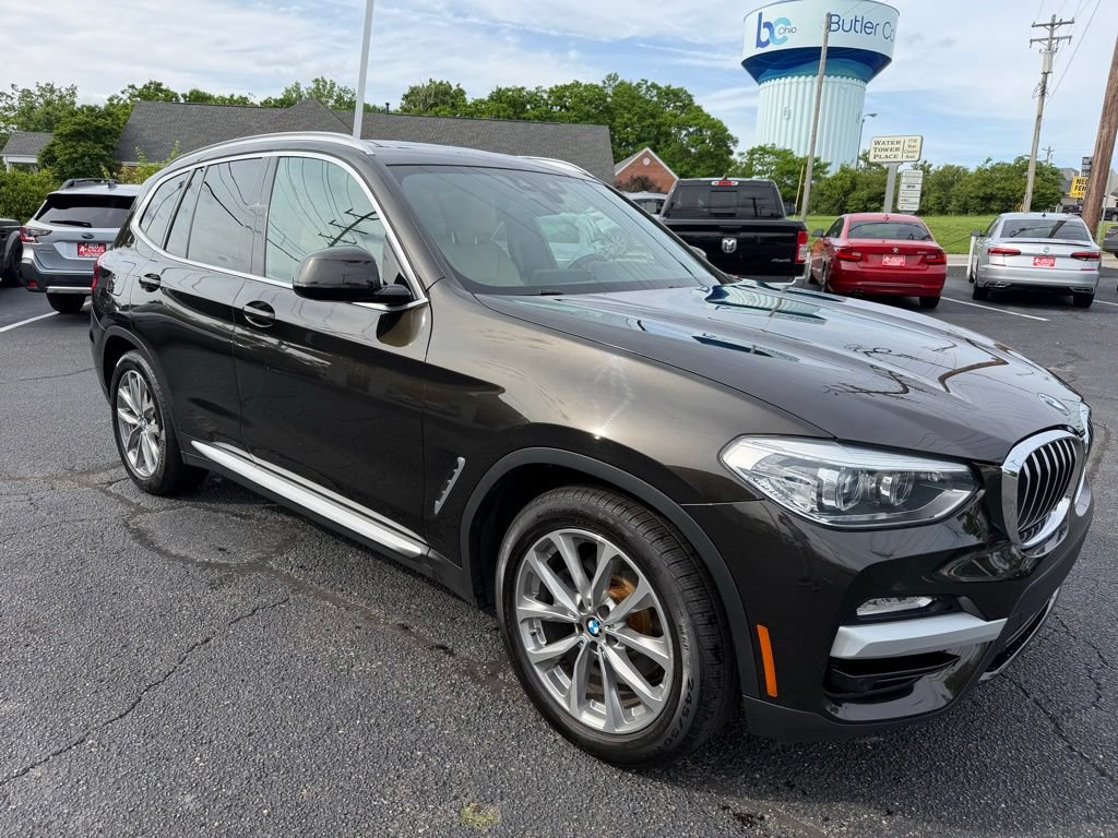Used 2019 BMW X3 xDrive30i w/ Premium Package AWD/4WD image 4