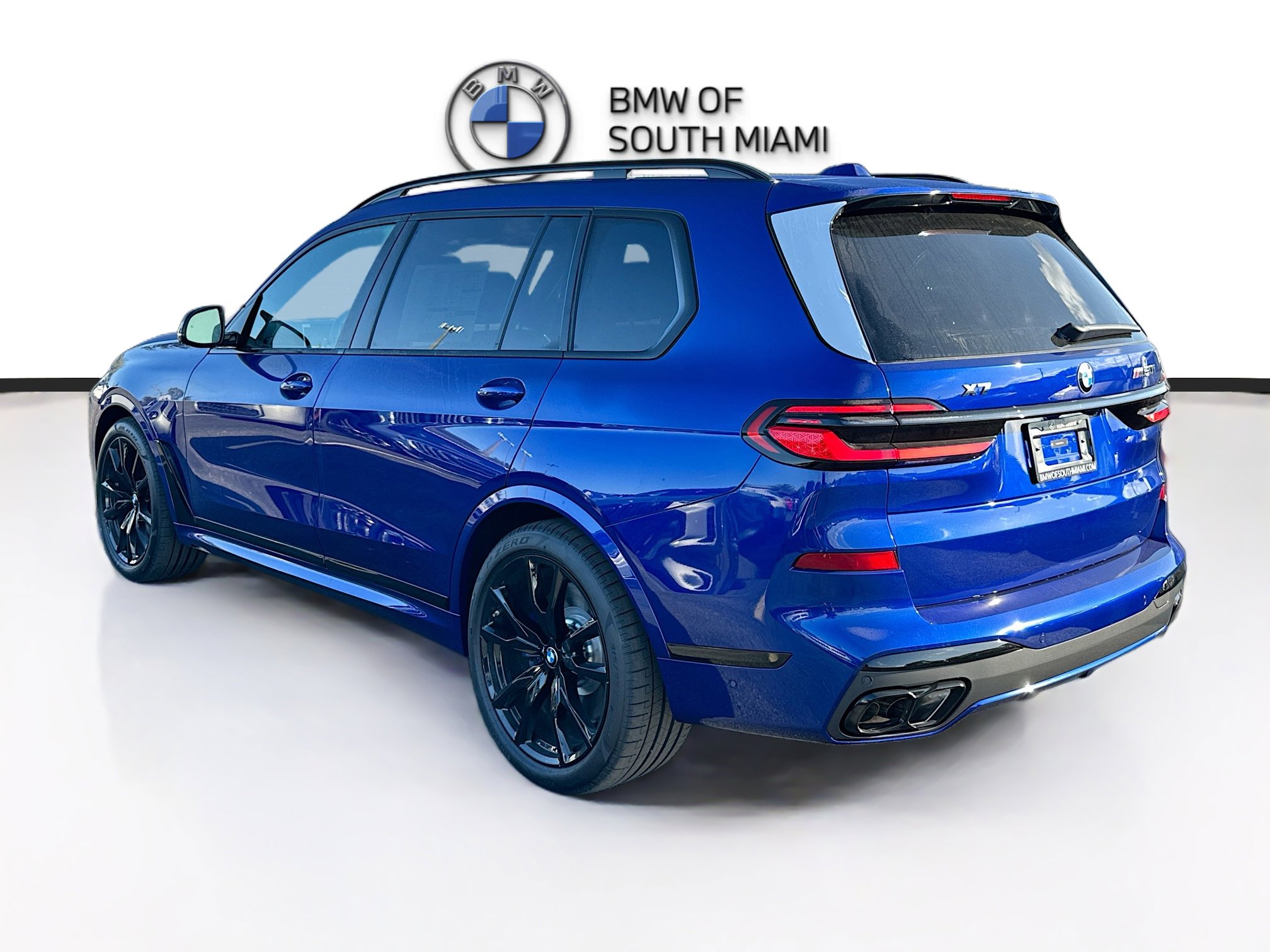 New 2026 BMW X7 M60i image 4