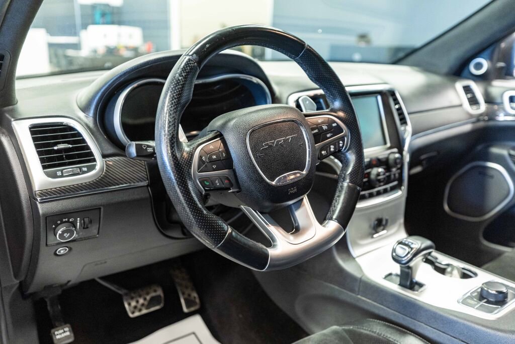 Used 2015 Jeep Grand Cherokee SRT w/ Trailer Tow Group IV AWD/4WD image 11