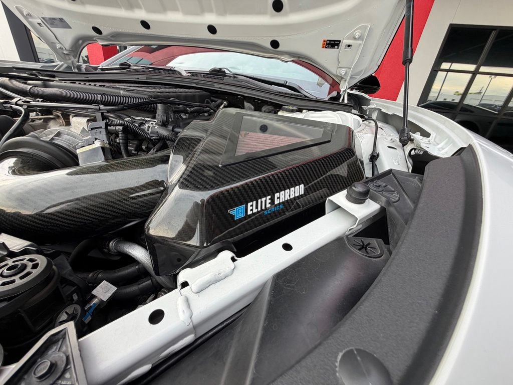 Used 2019 Chevrolet Camaro ZL1 RWD image 8