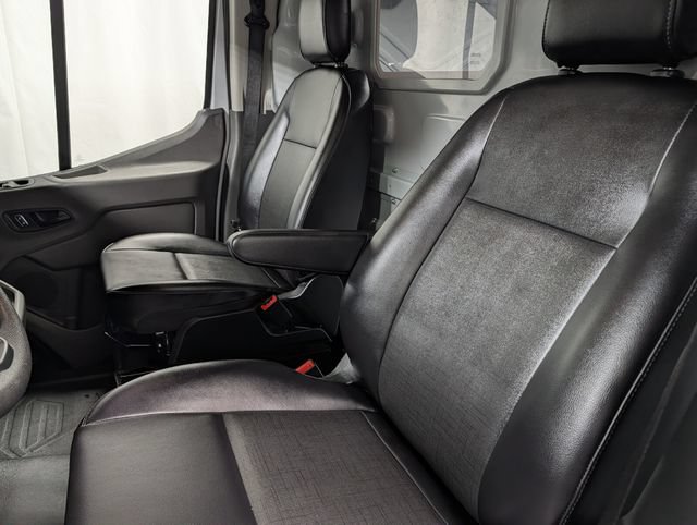 Used 2025 Ford Transit 250 Low Roof AWD w/ Load Area Protection Package image 9