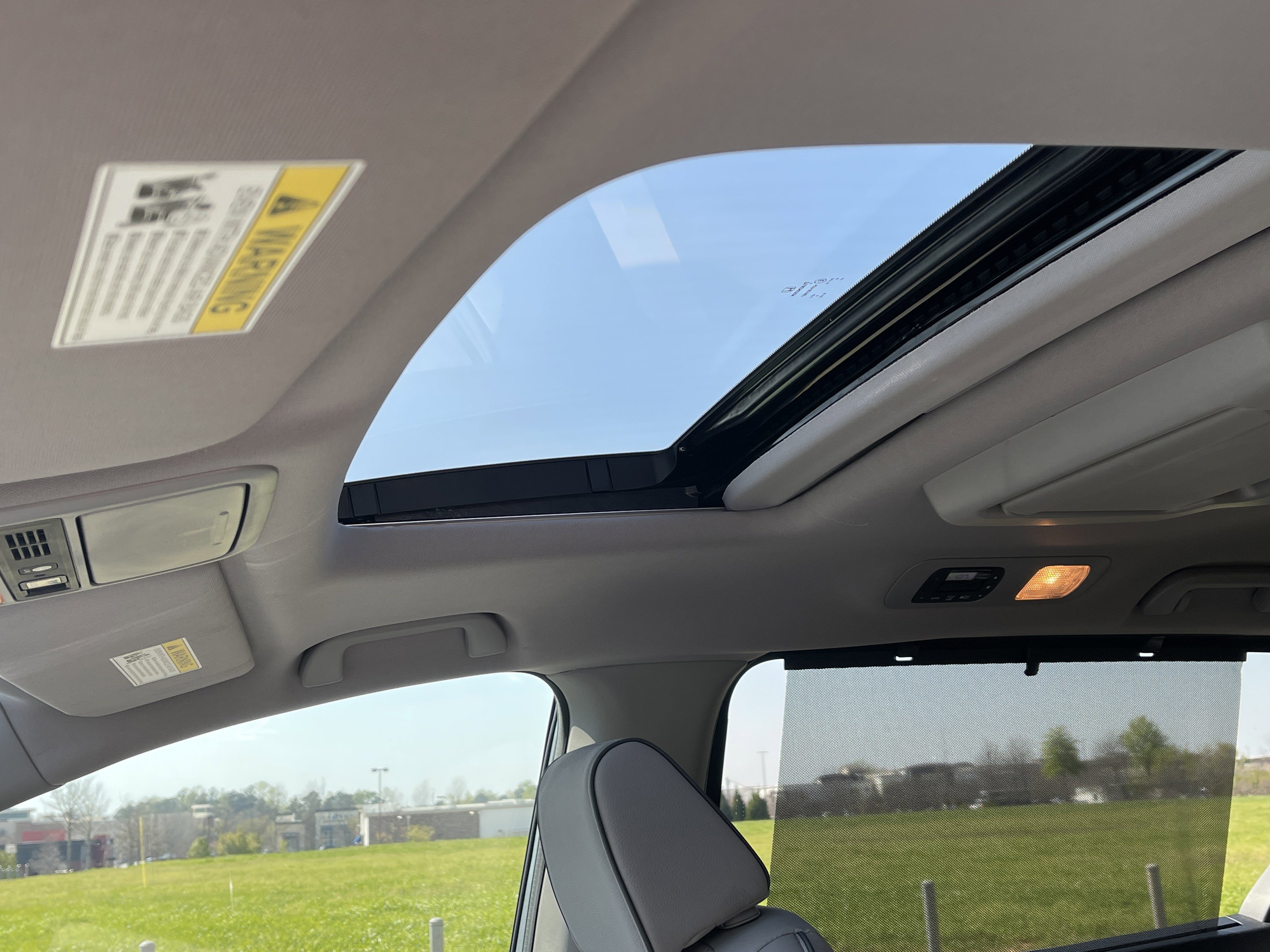 Certified 2024 Honda Odyssey Elite image 11