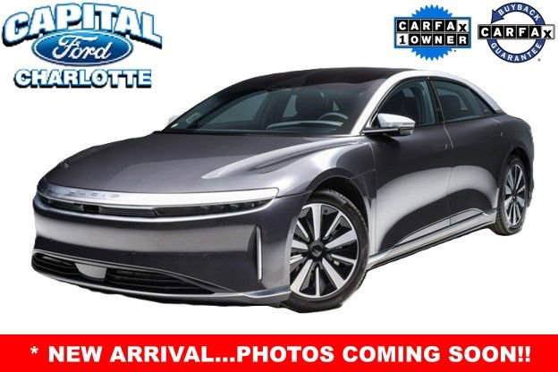 Used 2022 Lucid Air Grand Touring image 2