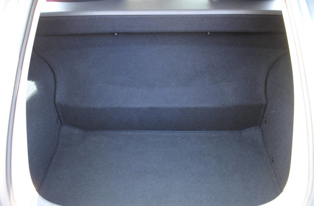 Used 2004 Chrysler Crossfire Base 2dr Sports Coupe image 35