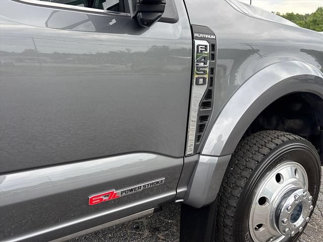 Used 2023 Ford F450 Platinum w/ Camper Package AWD/4WD image 11
