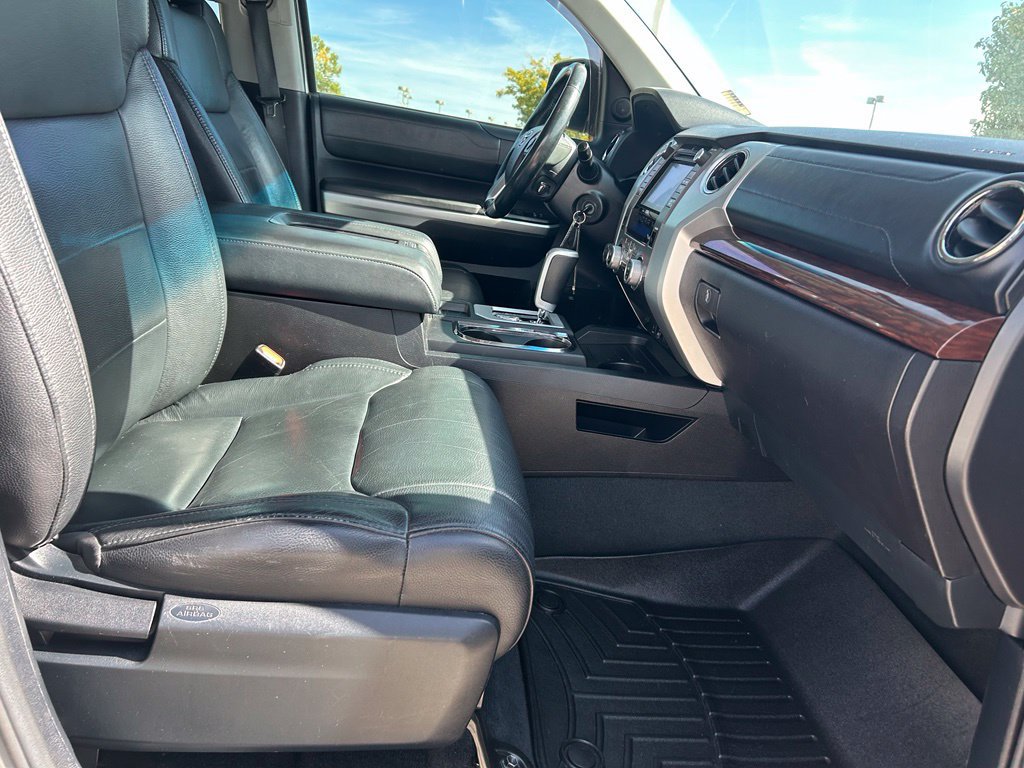 Used 2015 Toyota Tundra Limited w/ Limited Premium Package AWD/4WD image 31