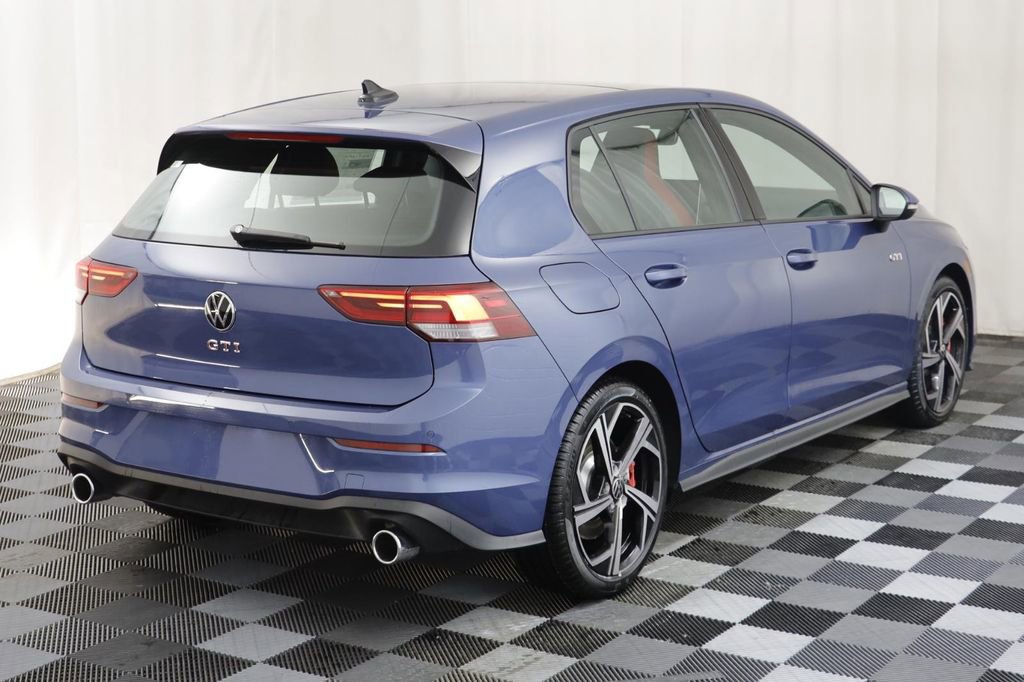 New 2026 Volkswagen GTI SE FWD image 20