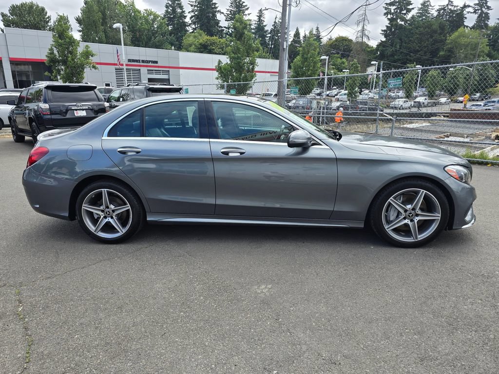 Used 2018 Mercedes-Benz C 300 4MATIC Sedan image 8