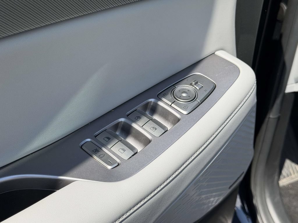 Certified 2024 Hyundai Palisade SEL w/ Premium Package AWD/4WD image 16