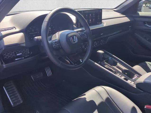Used 2025 Honda Accord Sport image 8