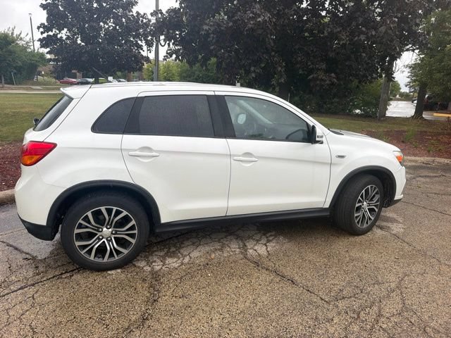 Used 2016 Mitsubishi Outlander Sport SE FWD image 25