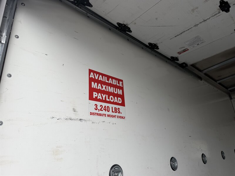 Used 2023 Ford Transit 350 DRW image 8