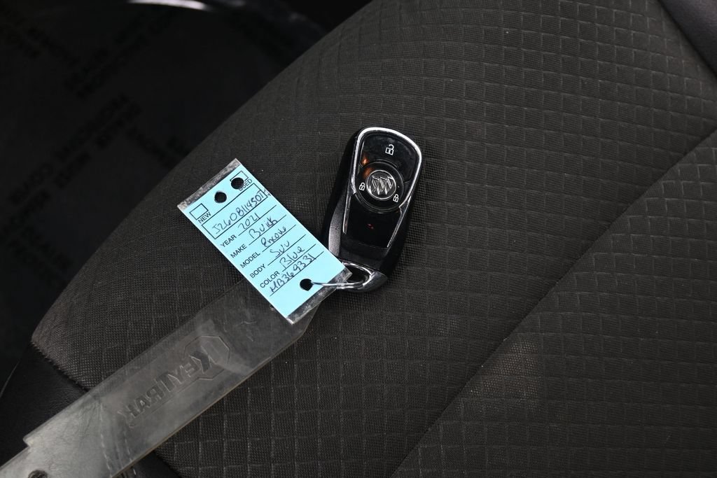 Used 2021 Buick Encore Preferred AWD/4WD image 19